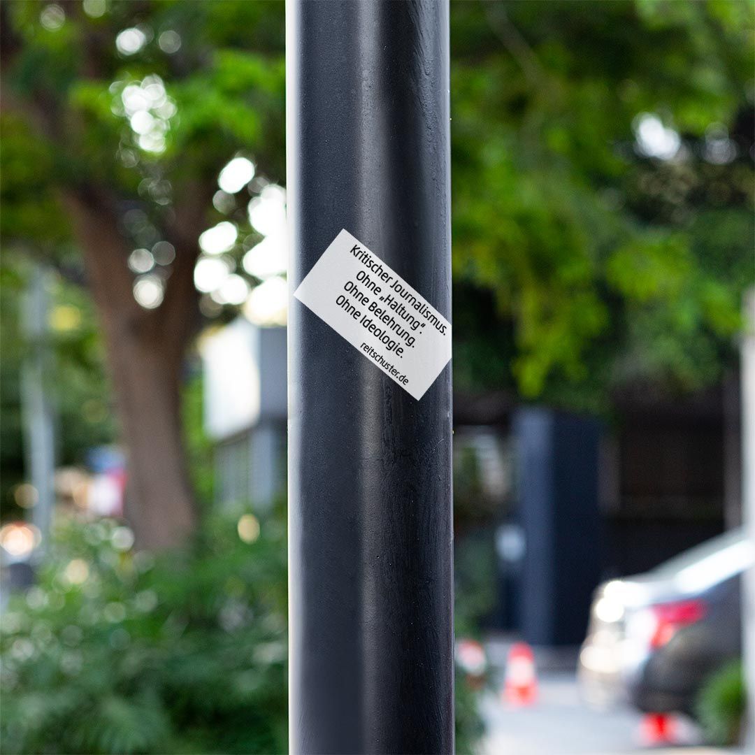 Aufkleber "Kritischer Journalismus"