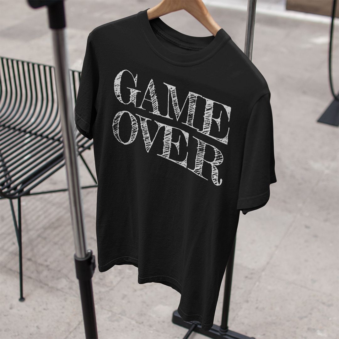 T-Shirt UNISEX  „GAME OVER" schwarz mit weißem Aufdruck